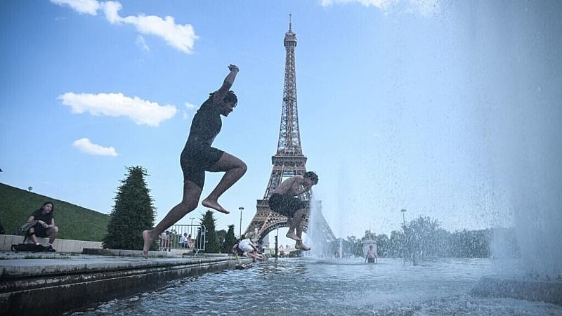 June heat grips Europe as France scrambles to respond