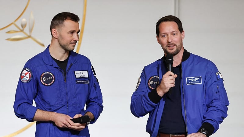 France shoots for the stars with back-to-back space firsts