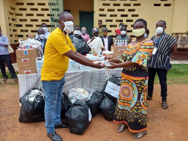 Schools In Bekwai Receive COVID-19 Relief Items From First Deputy Speaker