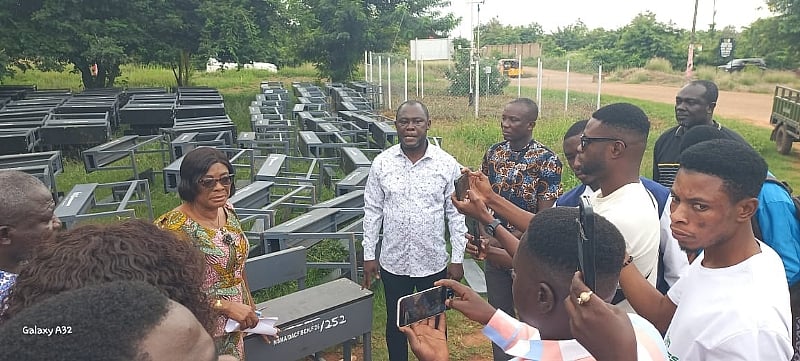 Nkoranza South MCE hands over 760 desks to boost classroom c...