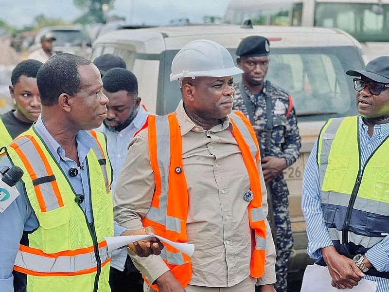Roads Minister Urges Contractors to Stay on Schedule