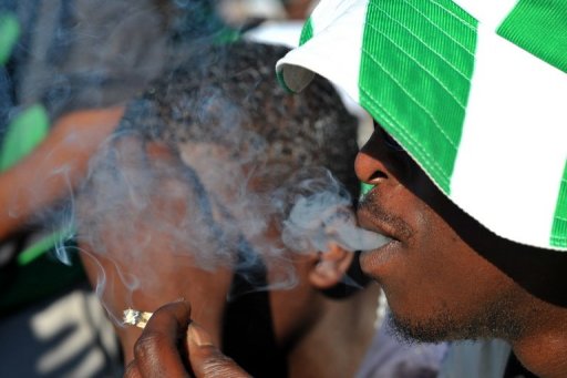 cigarette smoke coming through vents Couple seeks ban on secondhand smoke seeping in from neighbour's shared wall cigarette smoke coming through vents Couple seeks ban on secondhand smoke seeping in from neighbour's shared wall