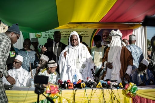 Can an exiled Malian imam unite people against the junta?
