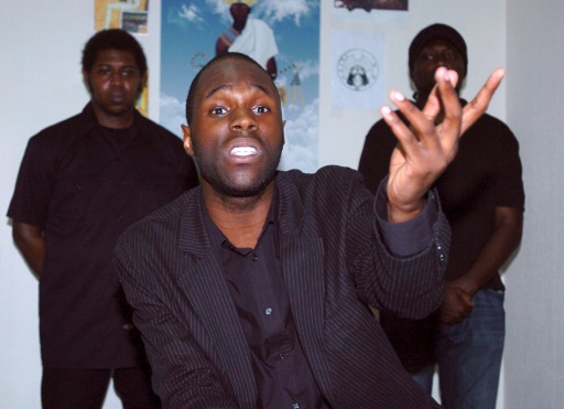 Activist expelled from Senegal arrives in France