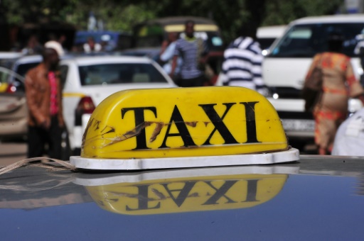 Kenya taxi rivalry turns violent over Uber