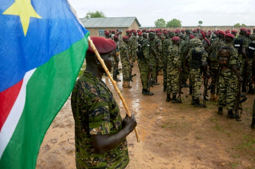 South Sudan rivals agree to delay forming unity government