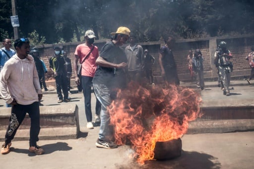 Madagascar president sacks government following deadly protes