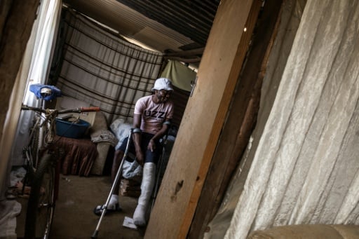 'Illegal gold miners' run residents out of South African settlement