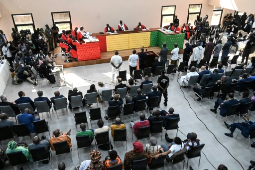 Unpaid lawyers boycott Guinea trial for 2009 massacre - Vimarsana News