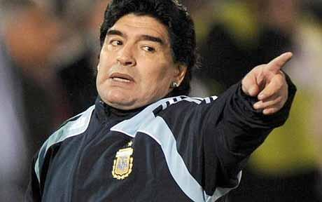 Football legend Maradona caught on camera hitting a journalist