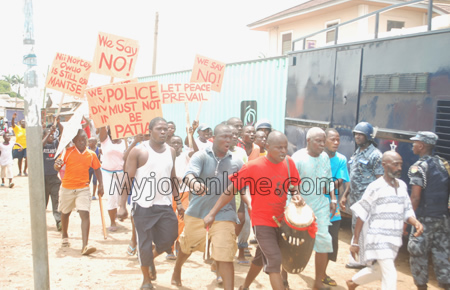 Heavy police presence as Osu installs rival chief