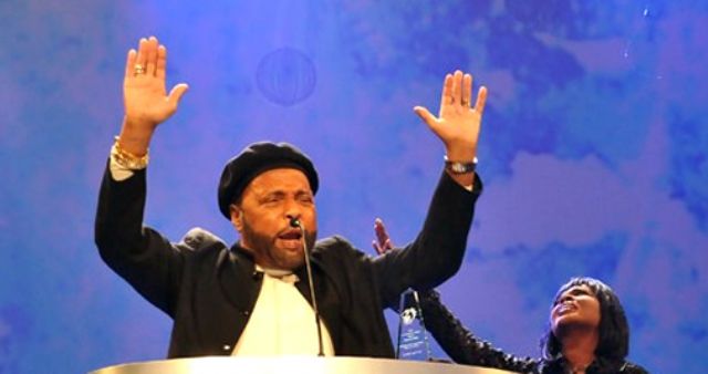 Andrae Crouch LIVE in Ghana