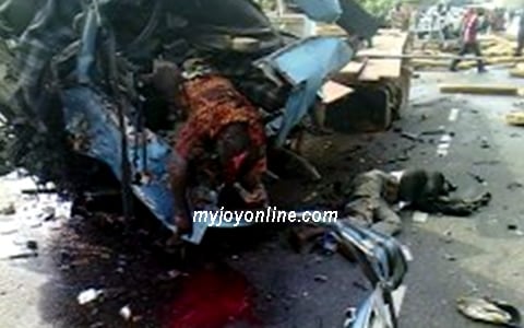 Accident at Apam Junction: one dead, 25 injured