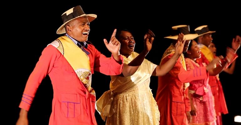 Madagascar\'s name and shame minstrels visit Paris