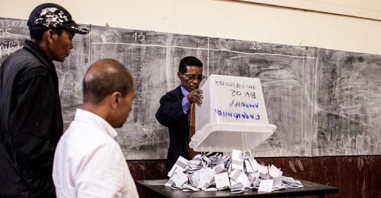 Low turnout for Madagascar\'s presidential election runoff