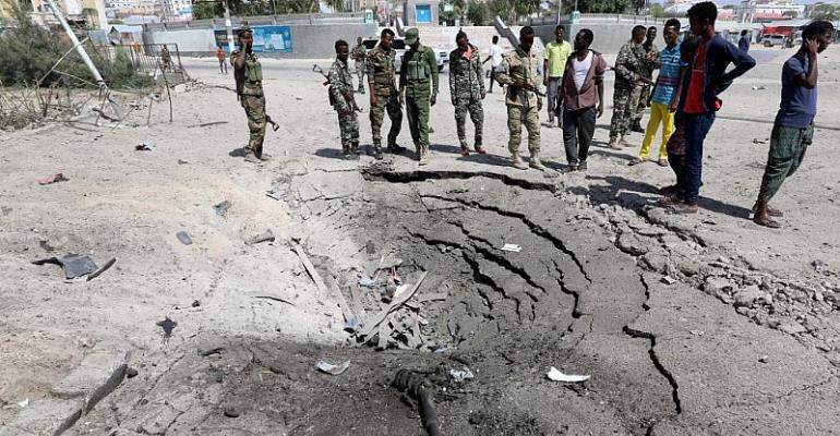 Seven die in Mogadishu car bomb attacks