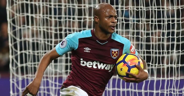 West Ham in talks to sign international striker - Sky Sports