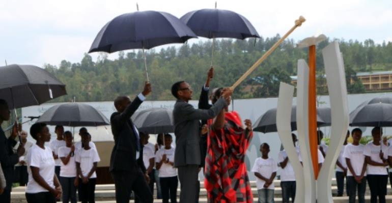Rwanda schools face tricky task teaching genocide history