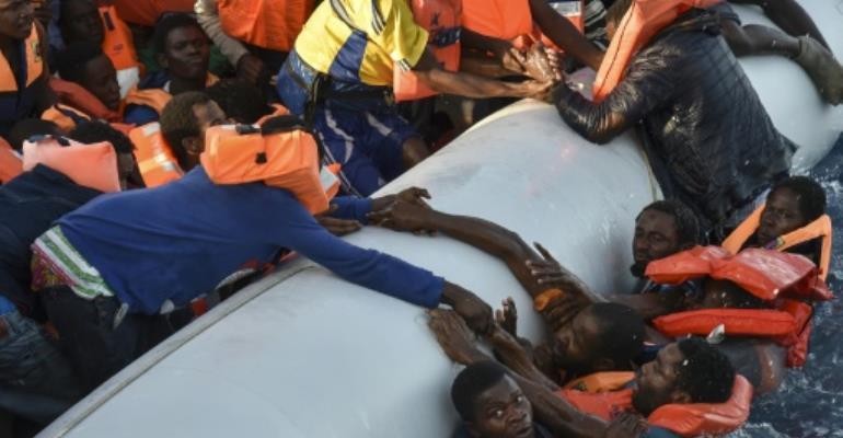 Italy in migrant row with Austria as Europe arrivals top 100,000