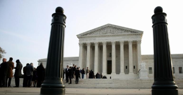 Supreme Court allows Trump travel ban to take effect pending appeal