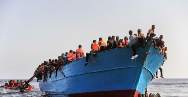 Anti-migrant ship ends troubled Med mission