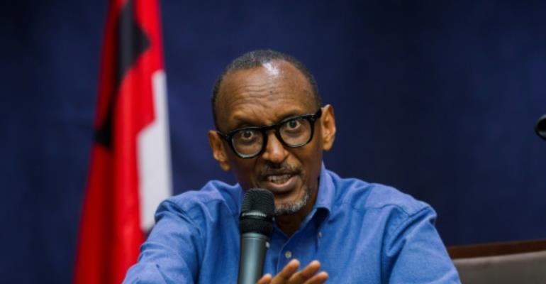Rwanda\'s Kagame sworn in for third term