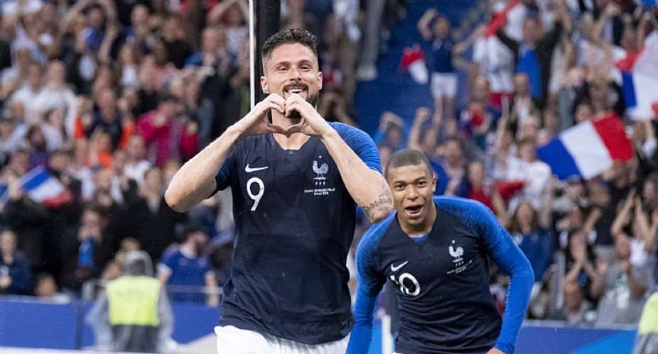 Adopt the Clairefontaine Model to Develop Football talents
