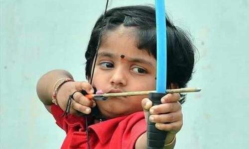 Girl, 3, Fires 1,111 Arrows In A Row To Set Guinness Record