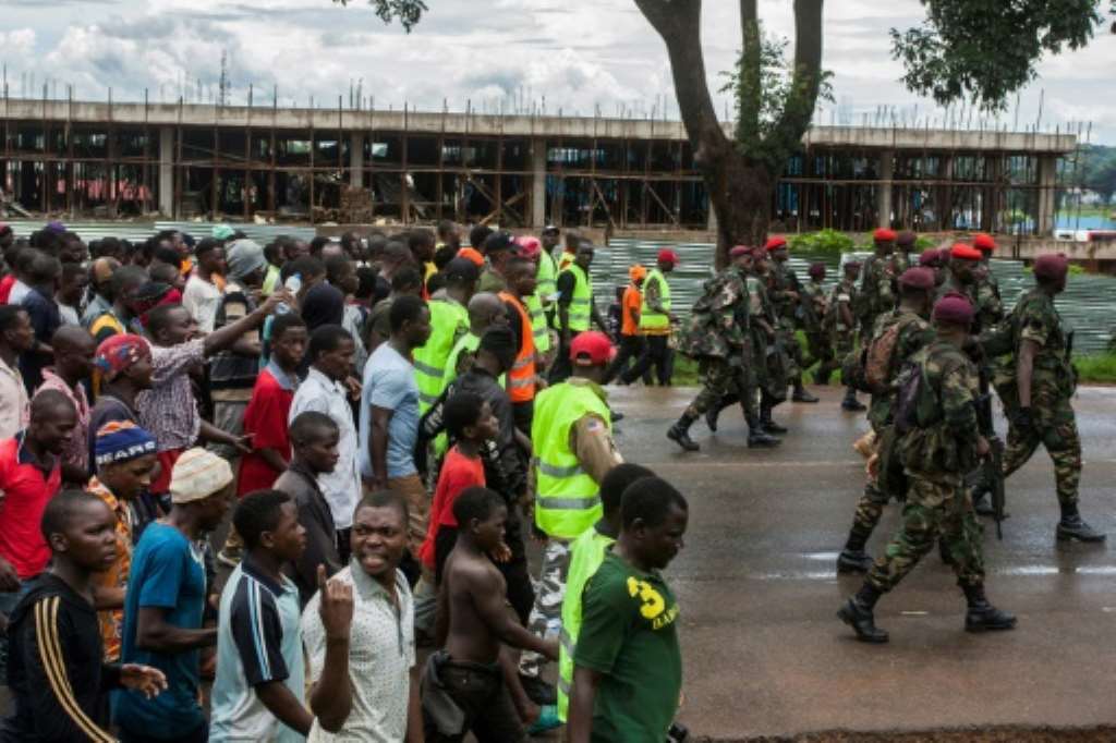 Malawi Troops Protect Demonstrators In Rare African Exception