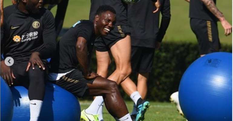 UCL: Kwadwo Asamoah And His Inter Milan Teammates Gears Up For Barcelona Clash [PHOTOS]