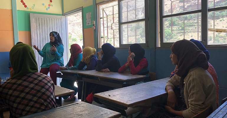 High Atlas Foundation trainer Ibtissam Niri facilitates an IMAGINE empowerment workshop among girls and women in the Agerzrane village.