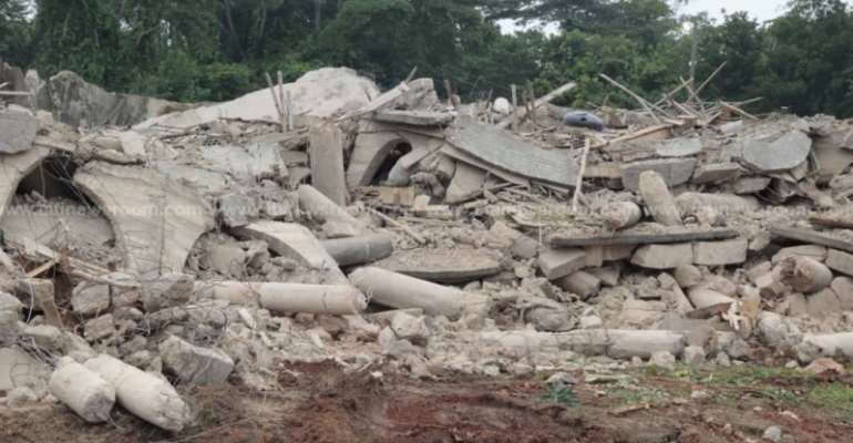 Church Disaster: Rescue Team Ends Search