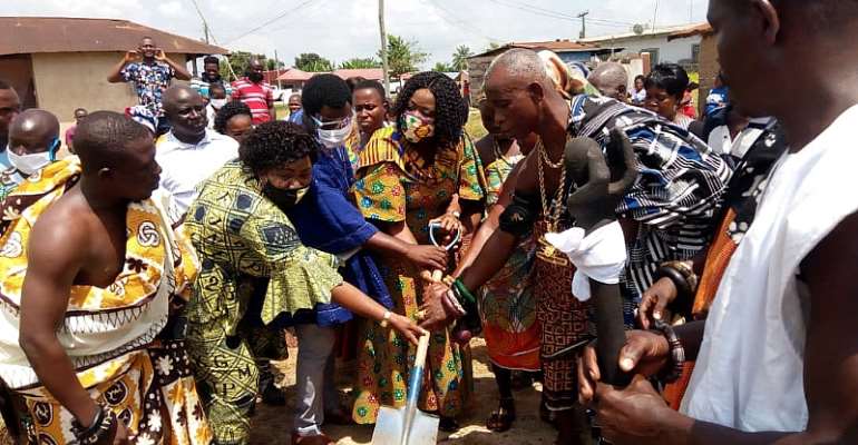 E/R: Suhum MCE, Nkosuohene Cuts Sod For Ultra-Modern ICT Centre, Library Construction