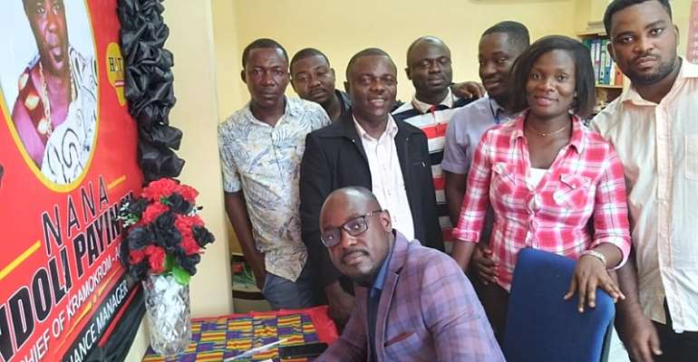 Henry Asante signs book of condolence for murdered finance manager of Hot FM