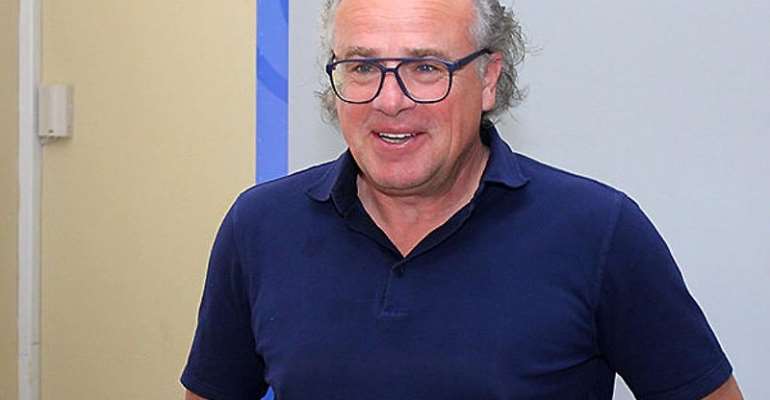 Bernhard Lippert