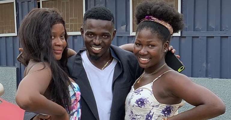FILE — Comedian Waris (middle) on set with two actresses in Ghana