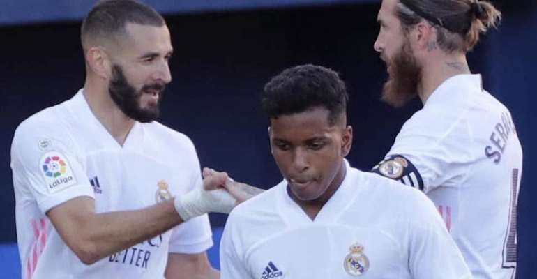 La Liga: Real Madrid Win Again With Helping Hand From Courtois