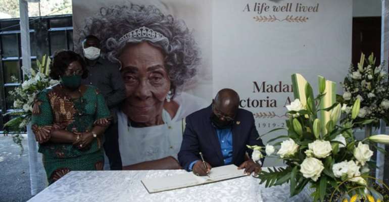 Akufo-Addo Commiserates With Rawlings Over Death Of Mum