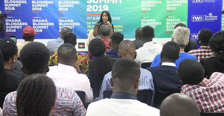 Linda Ikeji School Bloggers At 2019 Ghana Bloggers Summit
