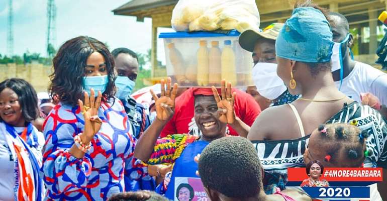 Election 2020: Bogoso Market Women Rallies Support For Barbara Oteng-Gyasi To Retain Seat