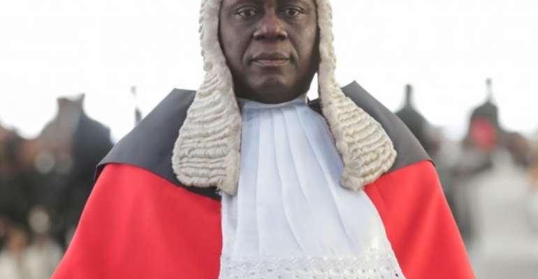 Chief Justice can issue warrant to judges to sit any day