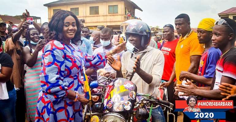 Prestea Huni-valley MP Donates Helmets To Motorcycle Riders Association