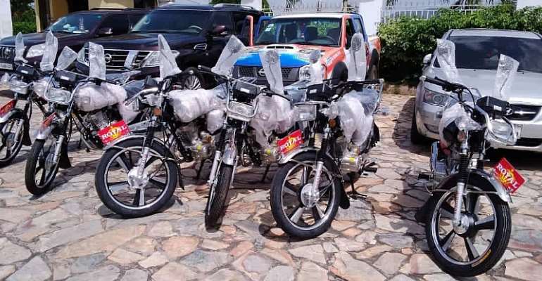 Kwabena Asamoah Donates Six Motorbikes To NPP Orphan Constituencies