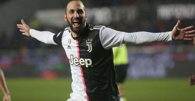 Higuain, Dybala Keep Juve Top Of Serie A, Napoli Held At Milan