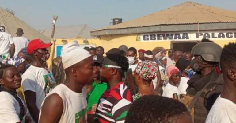 Mahama Visits Yaa Naa