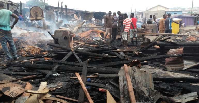 Kumasi: Fire Destroys Several Shops At Asawase