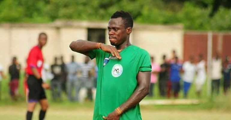 Aduana Stars Midfielder Sam Adams Signs New Two-Year Deal
