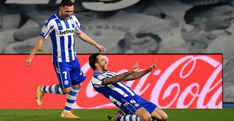 Alaves celebrate scoring against Real Madrid
Image credit: Getty Images