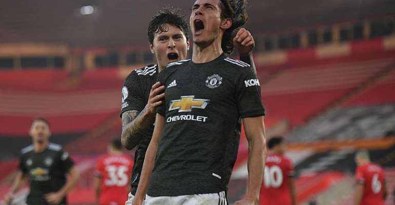 Edinson Cavani celebrates the winner for United
Image credit: Getty Images