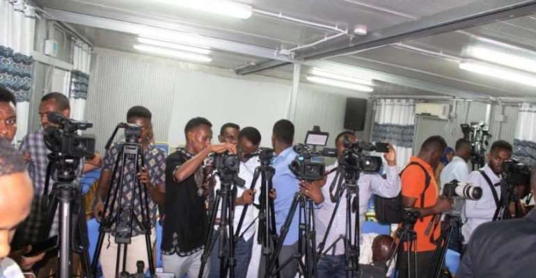Somali journalists covering Galmudug election protest against restrictions, TV editor released